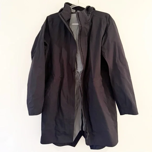 Lululemon Rain Haven Jacket - Picture 4 of 15